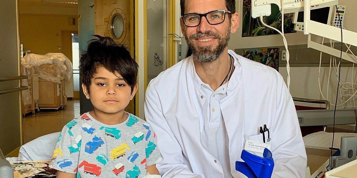 Wiesbaden: Abdul can walk again without pain